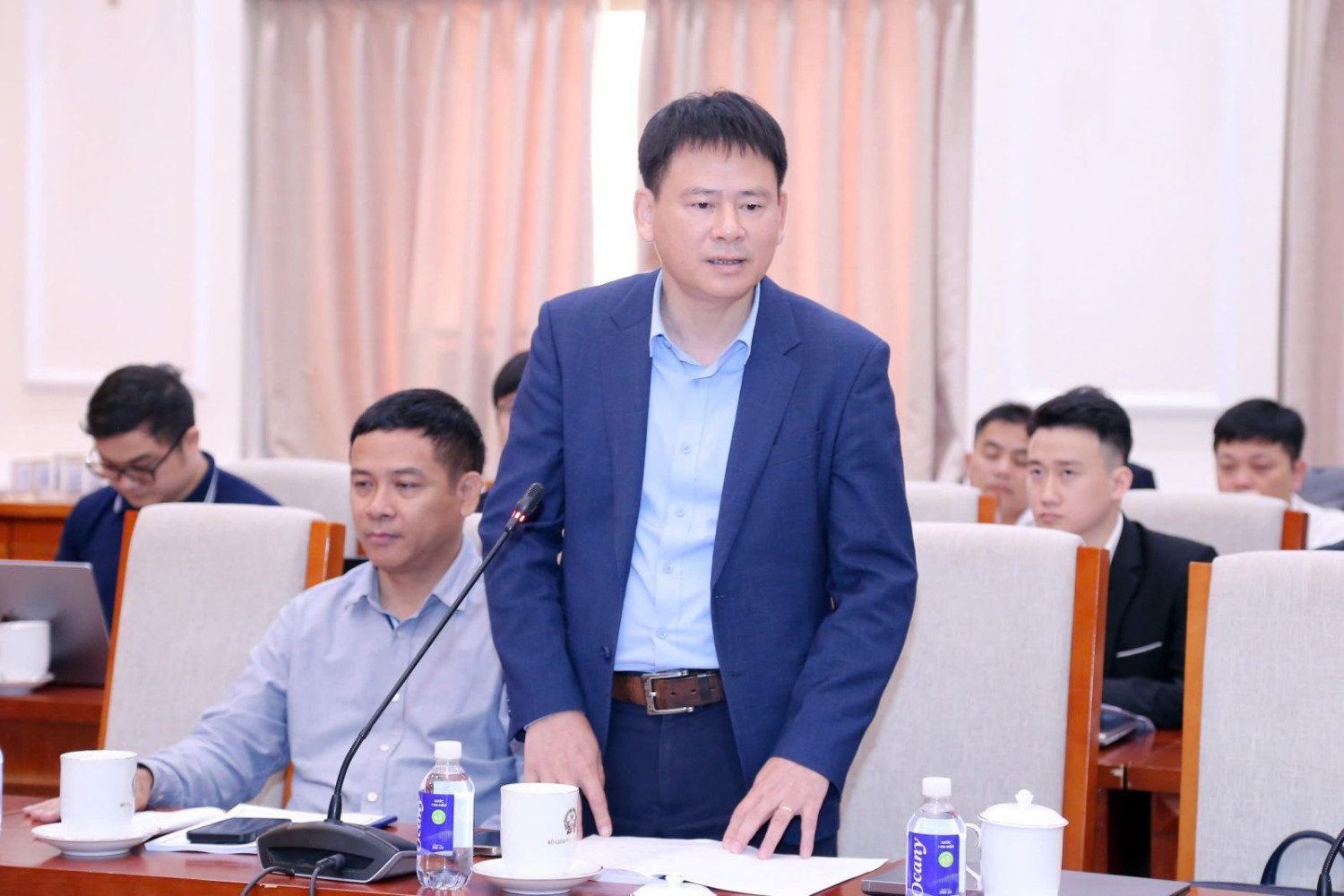 2025 11 13 09 30 596