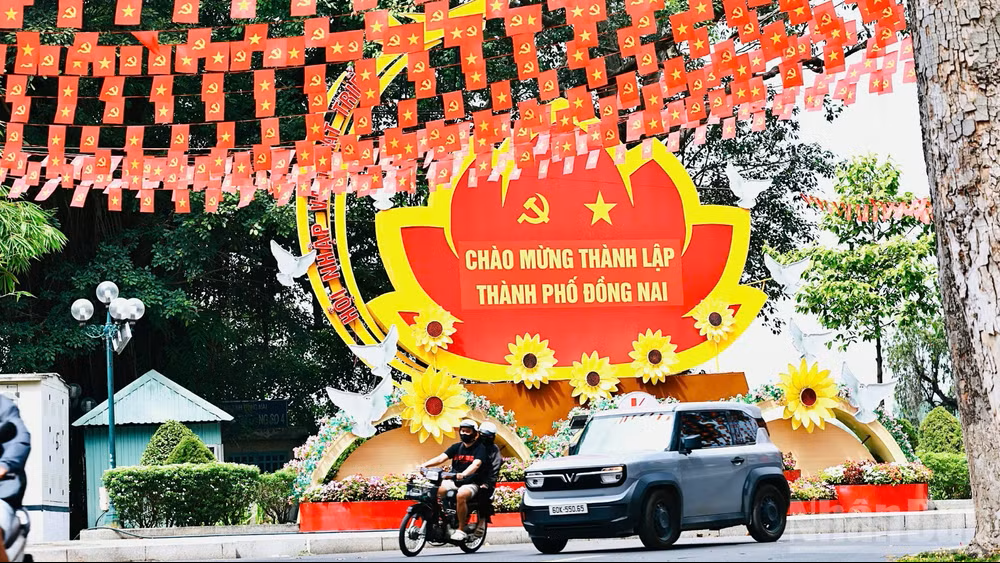 Quang cảnh thành phố Đồng Nai. (Ảnh: THIÊN VƯƠNG)